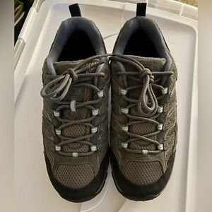 NEW! Merrell Women’s MOAB 3 Waterproof - 10.5 WIDE